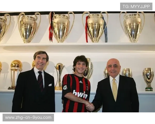 米兰核心复出获关注：红黑军团迎来新生机